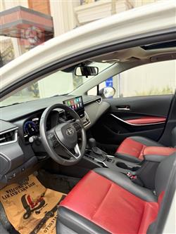 تۆیۆتا کۆرۆلا